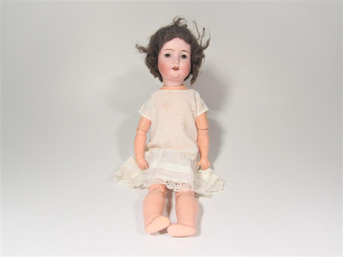 Ball and socket type doll Waikato Museum