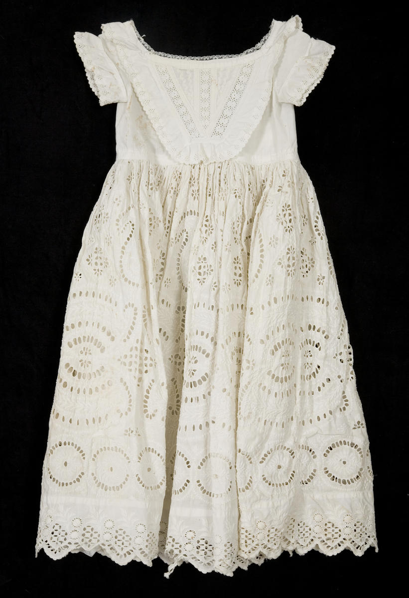 Infants Christening Gown Waikato Museum