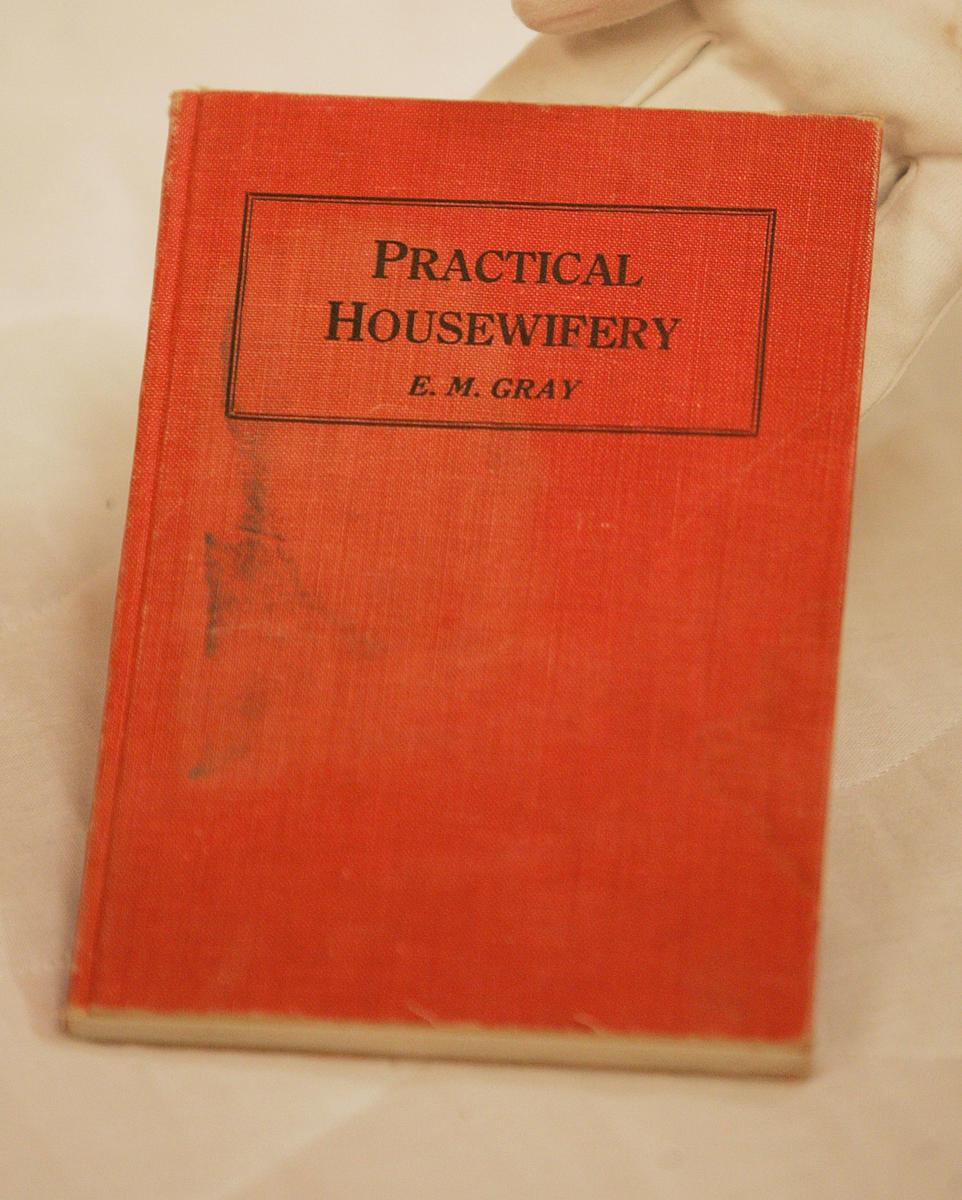 Book Practical Housewifery Te Whare Taonga O Waikato Museum Gallery Book practical housewifery te whare taonga o waikato museum gallery